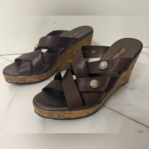 Brighton women’s 8.5 Derby brown leather and rhinestone cork wedge sandals